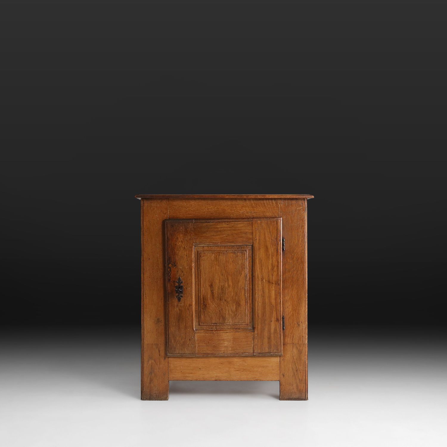 Oak Cabinet with Exceptional Patina, Belgium 18th Century-img